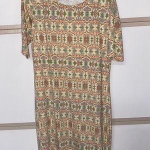LulaRoe Julia fitted dress